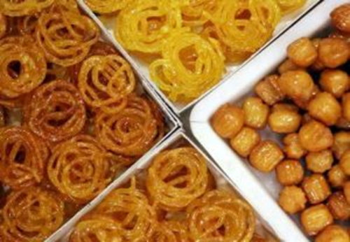 زولبیا و بامیه ۷۰ تا ۸۰ درصد گران شد؛ بامیه دانه‌ای هفت هزار تومان