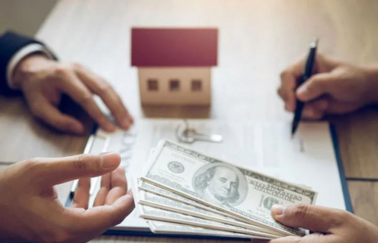 تاثیر قیمت دلار بر مسکن چگونه است و تا چقدر افزایش خواهد داشت؟