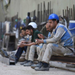 تورم باز هم افزایش حقوق را خنثی کرد؛ رقابتی نابرابر به ضرر کارگران و بازنشستگان _ ایندیپندنت فارسی